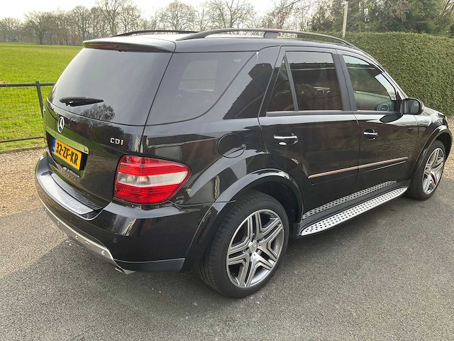 Mercedes-benz - ml suv - m-klasse - 320 cdi - personenauto - afbeelding 10 van  13
