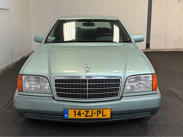 Mercedes-benz - s-klasse - 400 se - oldtimer - 1993 - afbeelding 2 van  22