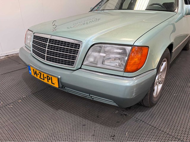 Mercedes-benz - s-klasse - 400 se - oldtimer - 1993 - afbeelding 4 van  22