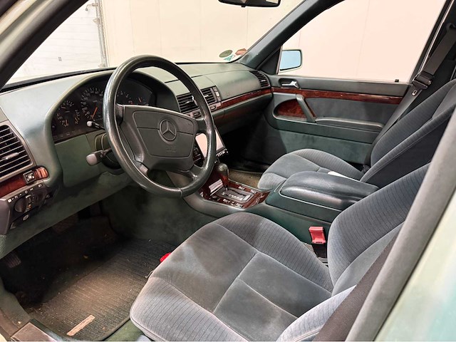 Mercedes-benz - s-klasse - 400 se - oldtimer - 1993 - afbeelding 5 van  22
