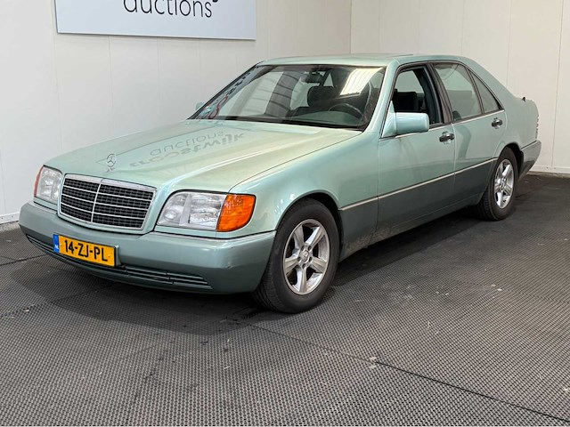 Mercedes-benz - s-klasse - 400 se - oldtimer - 1993 - afbeelding 12 van  22