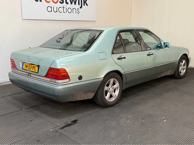 Mercedes-benz - s-klasse - 400 se - oldtimer - 1993 - afbeelding 30 van  32