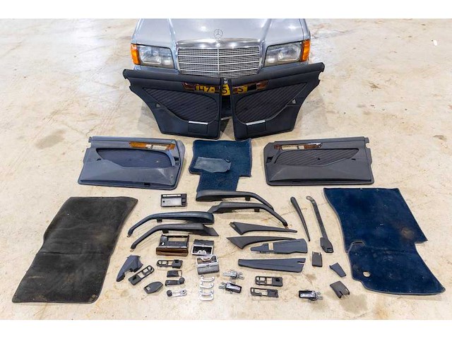 Mercedes-benz - s-klasse - classic cars >15 - afbeelding 13 van  21