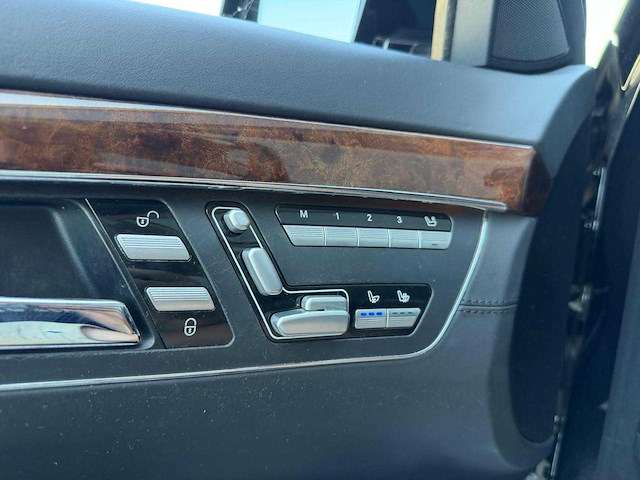 Mercedes-benz - s-klasse - v12 600 - lang - personenauto - 2006 - afbeelding 9 van  33