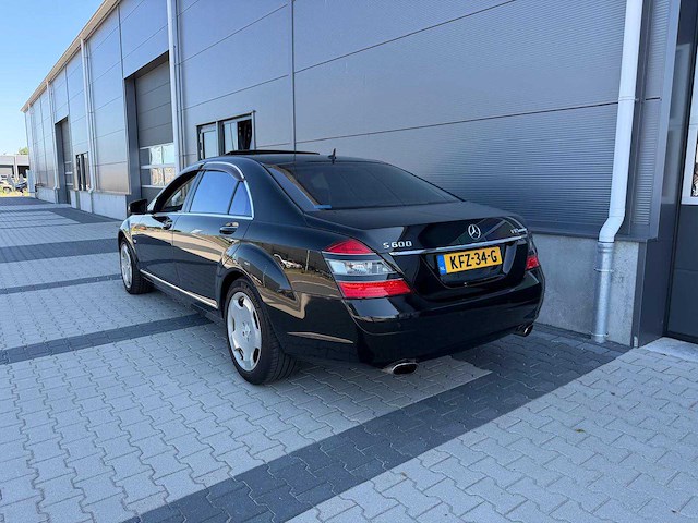 Mercedes-benz - s-klasse - v12 600 - lang - personenauto - 2006 - afbeelding 12 van  18