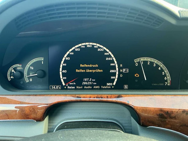 Mercedes-benz - s500 - v8 “full” - p-704-zx - afbeelding 26 van  32