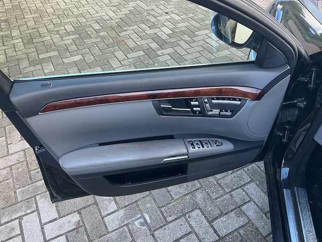 Mercedes-benz - s500 - v8 “full” - p-704-zx - afbeelding 24 van  32