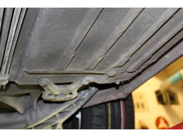 Mercedes benz - sl - 560 - car - 1986 - afbeelding 42 van  97