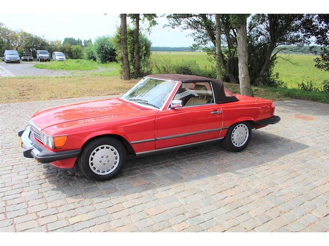 Mercedes benz - sl - 560 - car - 1986 - afbeelding 13 van  97