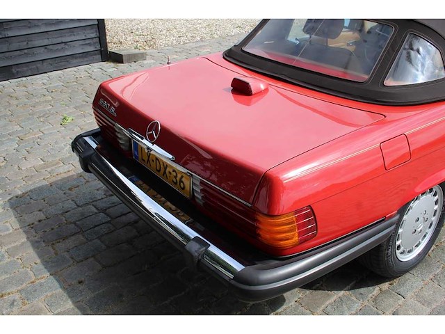 Mercedes benz - sl - 560 - car - 1986 - afbeelding 58 van  97