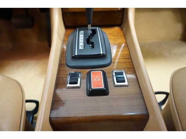 Mercedes-benz - sl-klasse - 380 sl - car - afbeelding 15 van  57