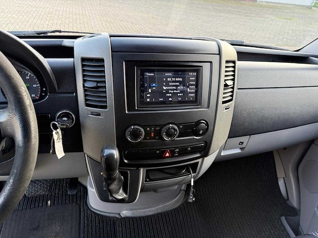 Mercedes-benz - sprinter - 209 2.2 cdi 366 hddc - bedrijfswagen - afbeelding 9 van  23