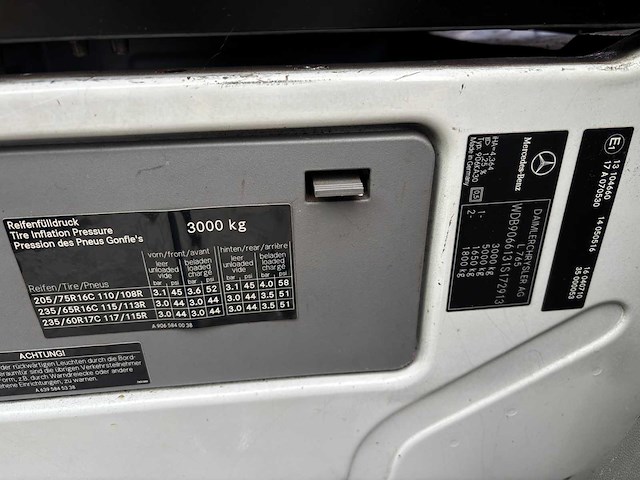 Mercedes-benz - sprinter - 211 2.2 cdi 366 hd - bus - afbeelding 15 van  26