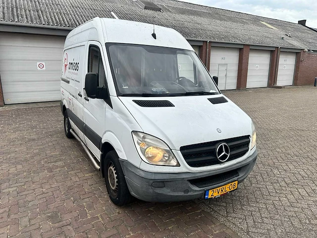 Mercedes-benz - sprinter - 310 2.2 cdi 325 hd - bedrijfswagen - afbeelding 10 van  13