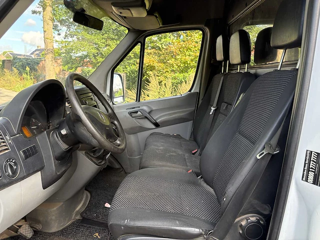 Mercedes-benz - sprinter - 311 2.2 cdi 366 dc - bedrijfswagen - afbeelding 8 van  26