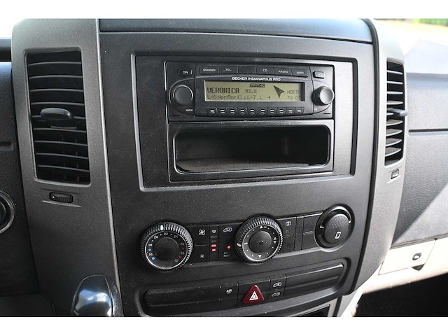 Mercedes-benz - sprinter - 311 2.2 cdi 366 hddc - bedrijfswagen - afbeelding 8 van  14