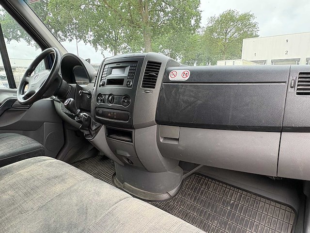 Mercedes-benz - sprinter - 313 2.2 cdi 366 - bedrijfswagen - afbeelding 6 van  17