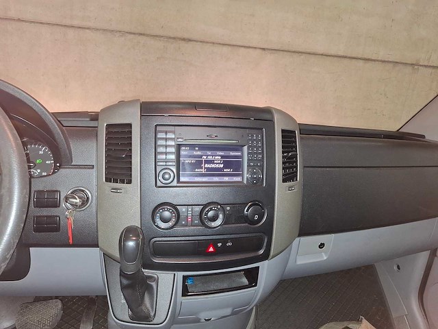 Mercedes-benz - sprinter - 316 2.2 cdi 432 - bedrijfswagen - afbeelding 7 van  20