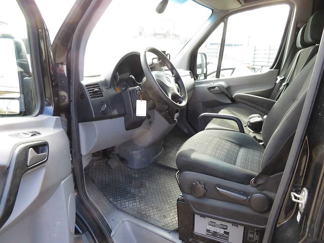 Mercedes-benz - sprinter - 319 3.0 cdi 366 hddc - bedrijfswagen - vhn-81-x - afbeelding 7 van  11