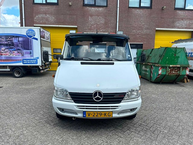 Mercedes-benz - sprinter - 411 cdi 2.2 402 - van - afbeelding 21 van  22