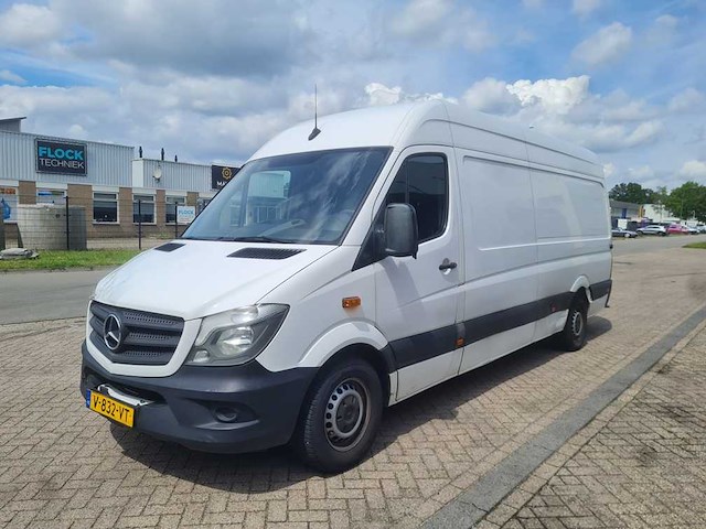 Mercedes-benz - sprinter - 416 2.2 cdi 432 hd - v-832-vt - afbeelding 1 van  4