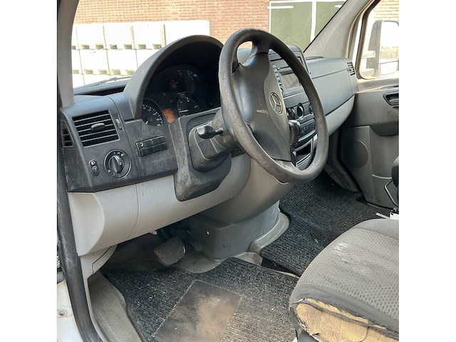 Mercedes-benz - sprinter - 516 2.2 cdi 366 dc - bedrijfswagen - afbeelding 4 van  18