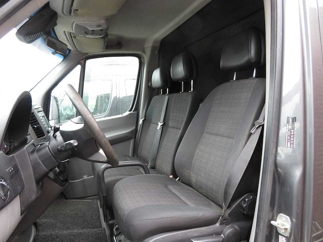 Mercedes-benz - sprinter - 519 3.0 cdi 366 hddc - bedrijfswagen - v-478-dj - dubbel lucht - afbeelding 8 van  12