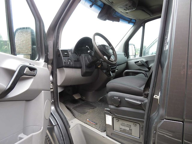 Mercedes-benz - sprinter - 519 3.0 cdi 366 hddc - bedrijfswagen - v-478-dj - dubbel lucht - afbeelding 9 van  12