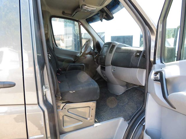 Mercedes-benz - sprinter - 519 3.0 cdi 366 hddc - bedrijfswagen - v-478-dj - dubbel lucht - afbeelding 12 van  12