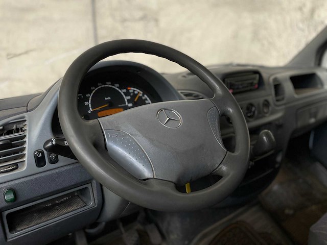 Mercedes benz - sprinter 208 cdi 2.2 300 orig - van - afbeelding 23 van  29