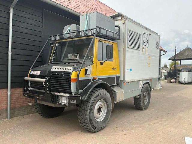 Mercedes benz - unimog - u1300l - overland camper - afbeelding 1 van  103
