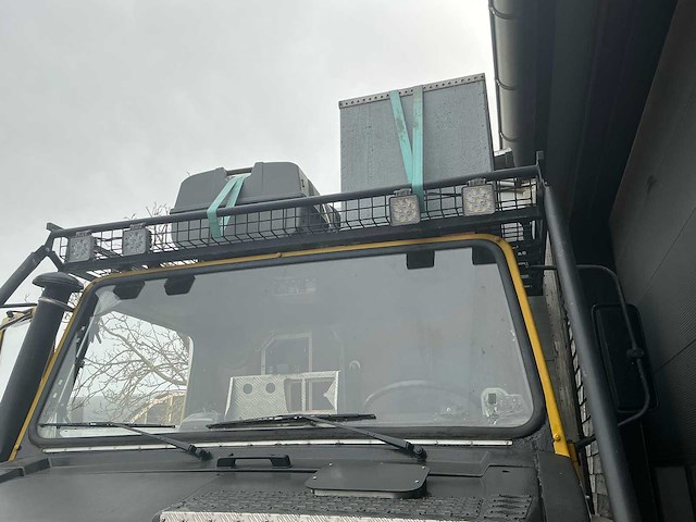 Mercedes benz - unimog - u1300l - overland camper - afbeelding 43 van  103