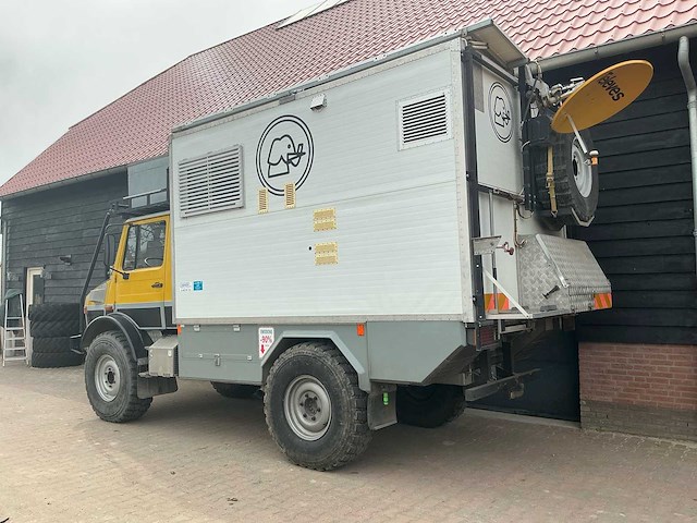 Mercedes benz - unimog - u1300l - overland camper - afbeelding 2 van  103
