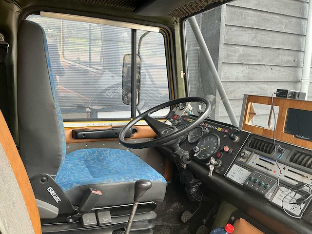 Mercedes benz - unimog - u1300l - overland camper - afbeelding 32 van  103