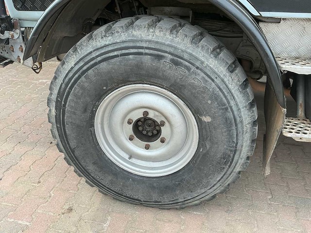 Mercedes benz - unimog - u1300l - overland camper - afbeelding 48 van  103