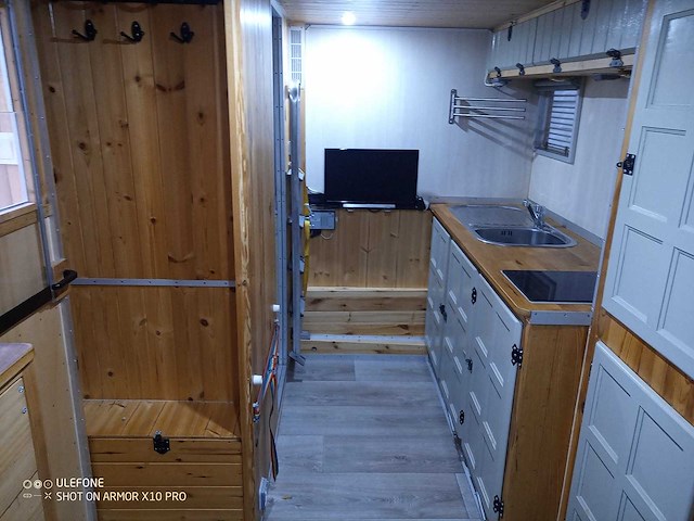 Mercedes benz - unimog - u1300l - overland camper - afbeelding 84 van  103