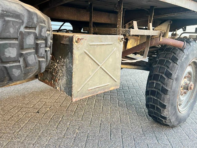 Mercedes benz - unimog 404 - vrachtwagen - afbeelding 12 van  21