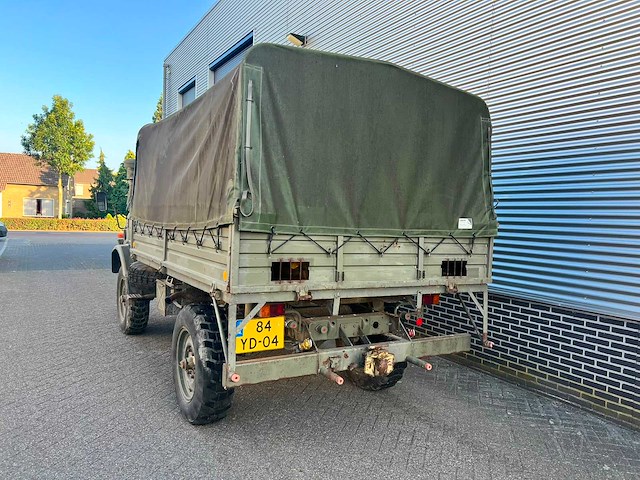 Mercedes benz - unimog 404 - vrachtwagen - afbeelding 17 van  21