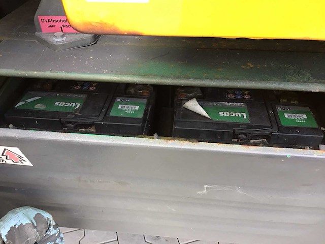 Mercedes-benz - unimog u 1300 l - forest truck - afbeelding 25 van  31