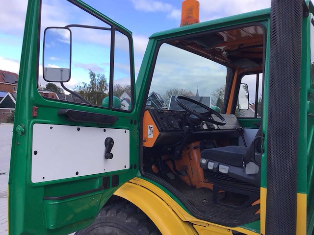 Mercedes-benz - unimog u 1300 l - forest truck - afbeelding 31 van  31
