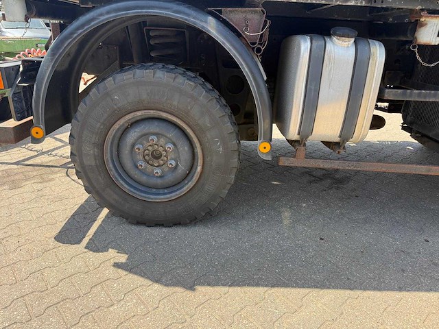 Mercedes benz - unimog u300 - vrachtwagen - afbeelding 14 van  21