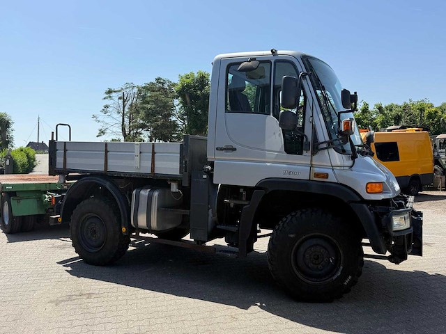 Mercedes benz - unimog u300 - vrachtwagen - afbeelding 2 van  21