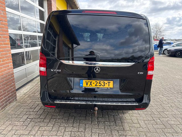 Mercedes-benz - v-klasse - 220 cdi lang dc av. - bedrijfswagen - 2015 - afbeelding 3 van  29