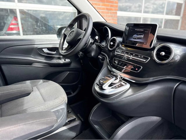 Mercedes-benz - v-klasse - 220 cdi lang dc av. - bedrijfswagen - 2015 - afbeelding 6 van  29