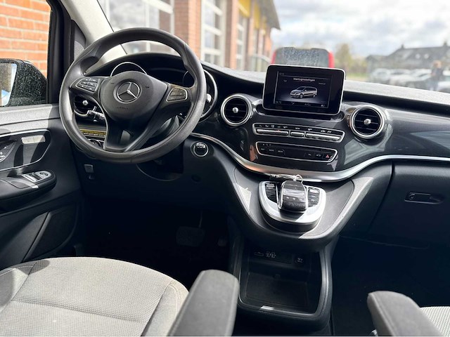 Mercedes-benz - v-klasse - 220 cdi lang dc av. - bedrijfswagen - 2015 - afbeelding 8 van  29