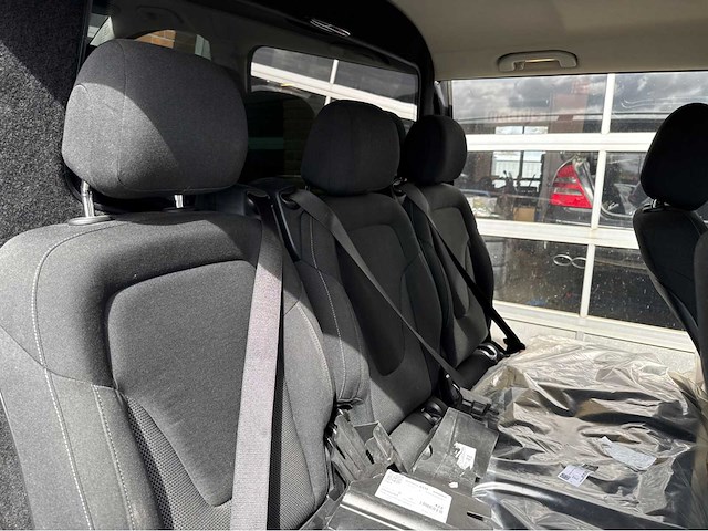 Mercedes-benz - v-klasse - 220 cdi lang dc av. - bedrijfswagen - 2015 - afbeelding 13 van  29