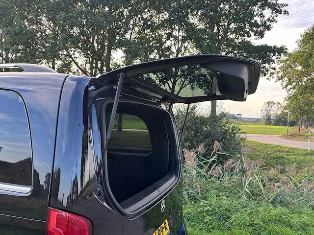 Mercedes-benz - v-klasse - 250d l.dc.a.ed. - nl - nap - burmester - 360 camera - 2015 - vr-699-r - afbeelding 22 van  33