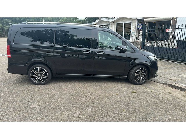 Mercedes-benz - v-klasse - 300d l.dc ed. - v-53-frj - afbeelding 16 van  20