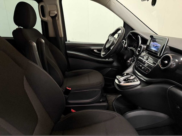 Mercedes-benz - v-klasse - v 220 - dubbel cabine -bedrijfswagen - 2015 - afbeelding 3 van  28