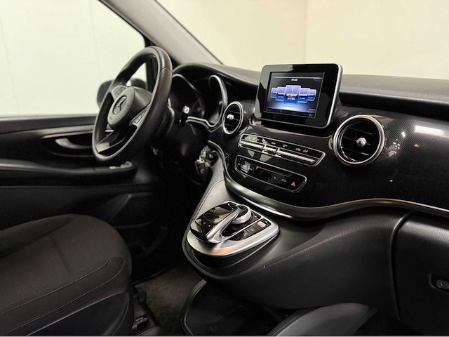 Mercedes-benz - v-klasse - v 220 - dubbel cabine -bedrijfswagen - 2015 - afbeelding 28 van  28